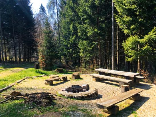 Brätlistelle Heitirain