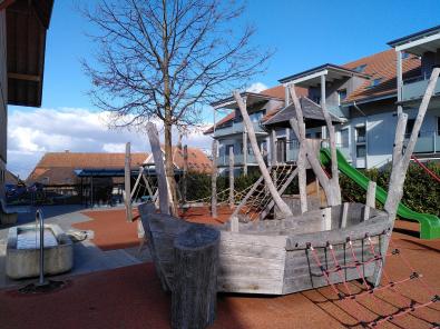 Spielplatz Dorfplatz Seedorf